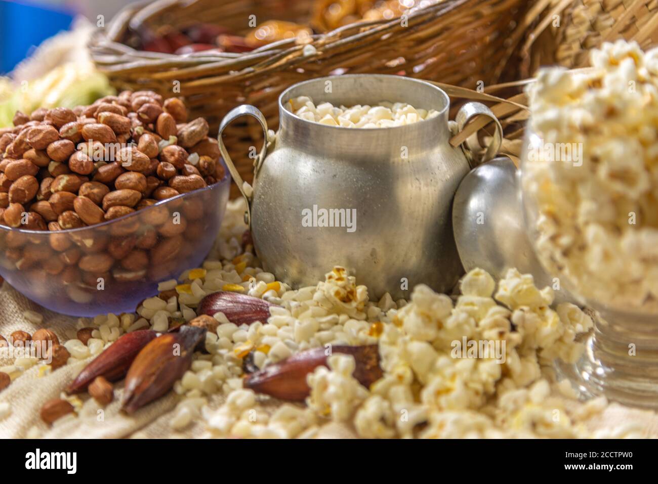 Popcorn. Typical foods. Northeast. Straw hat. Festa de São João. June