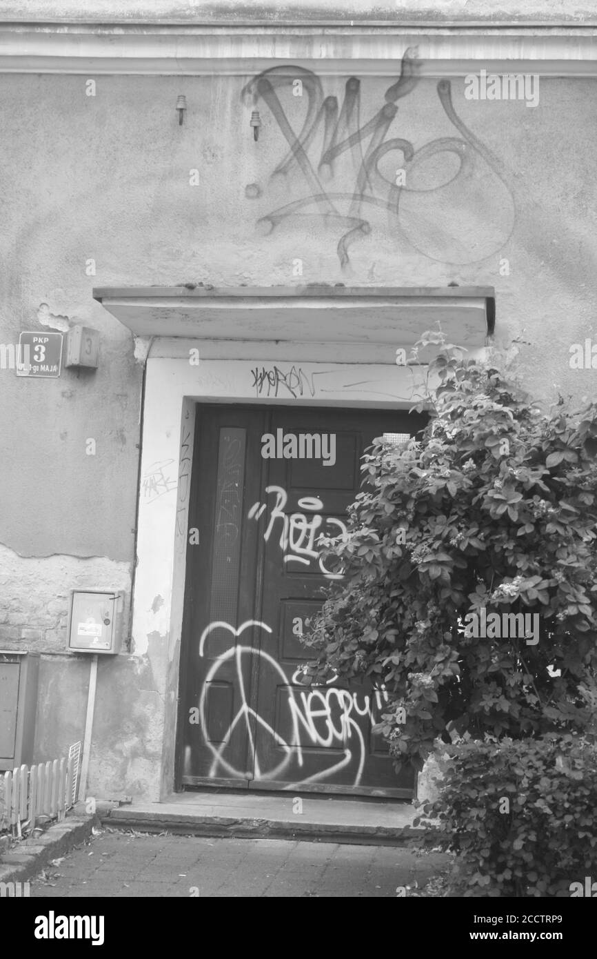 Graffiti Polish Door Stock Photo Alamy