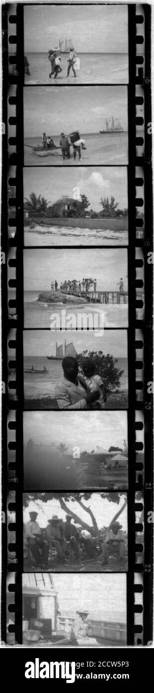 John and Ruby Lomax, People on the beach, the Bahamas, 1935. Stock Photo