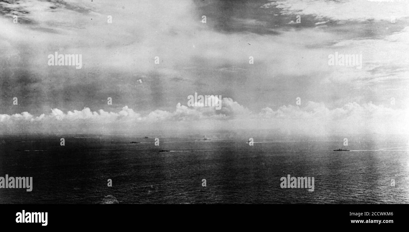 Japanese fleet underway off Samar, Philippines, 25 October 1944 Stock Photo