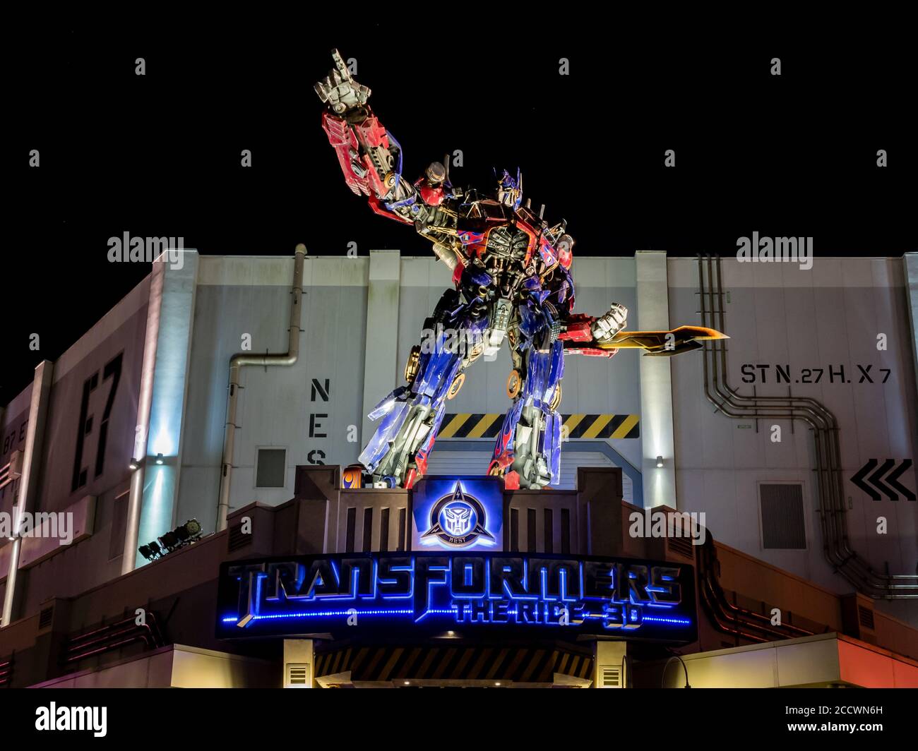 The amazing Transformers ride at Universal Studios Stock Photo Alamy