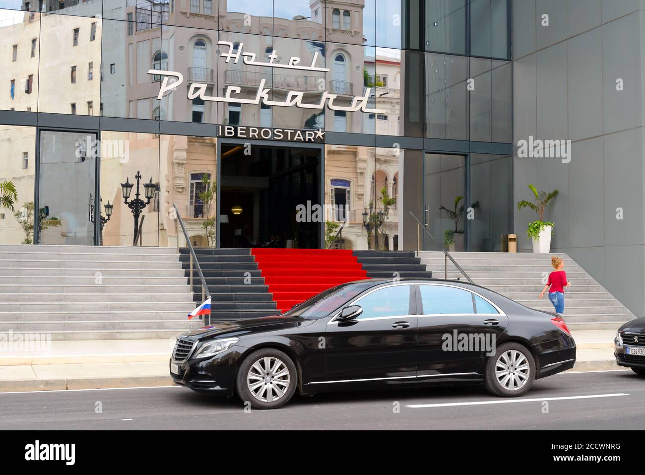 Russia official visit car with Valentina Matviyenko in Havana, Cuba in the city 500th anniversary. Russian official visit. Iberostar Packard Hotel. Stock Photo
