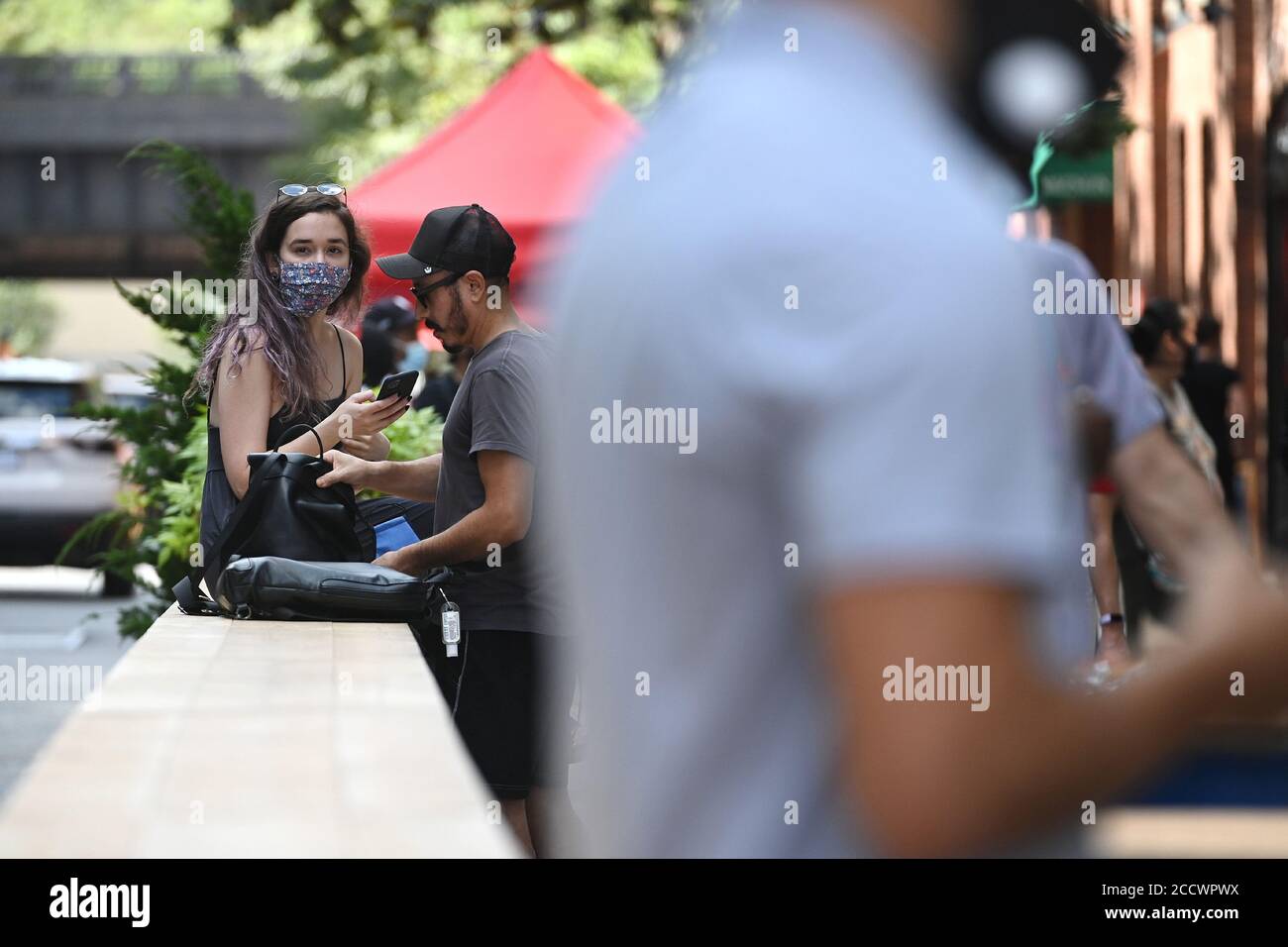 New York City Usa 24th Aug 2020 Patrons Waiting To Order And For Their Orders Seen