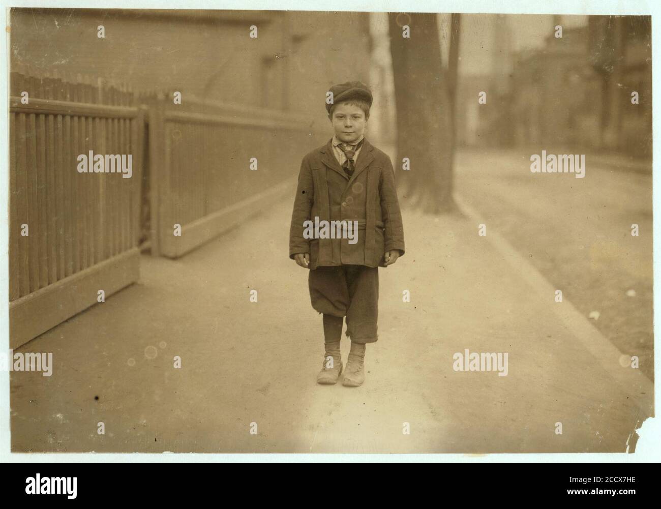 Jimmie Rudgeway, 8 years old, newsboy, Providence, R. I. (For Child Welfare Exhibit 1912-13.) Stock Photo