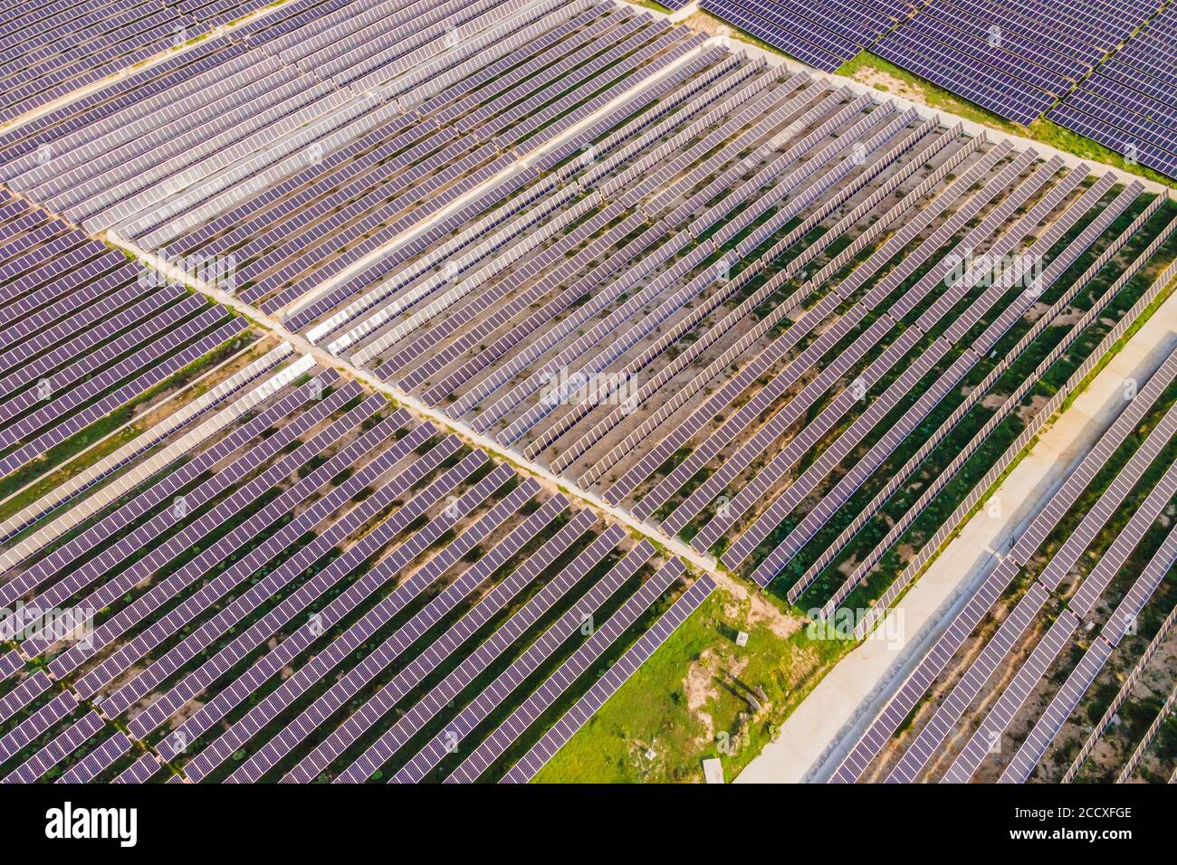Solar panel construction china hi-res stock photography and images - Alamy