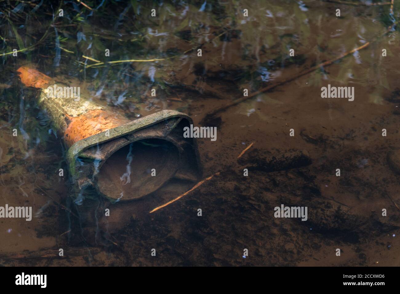Surface water warning sign hi-res stock photography and images - Alamy