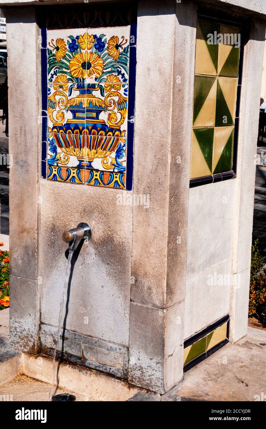 Spanish Tiles High Resolution Stock Photography And Images Alamy