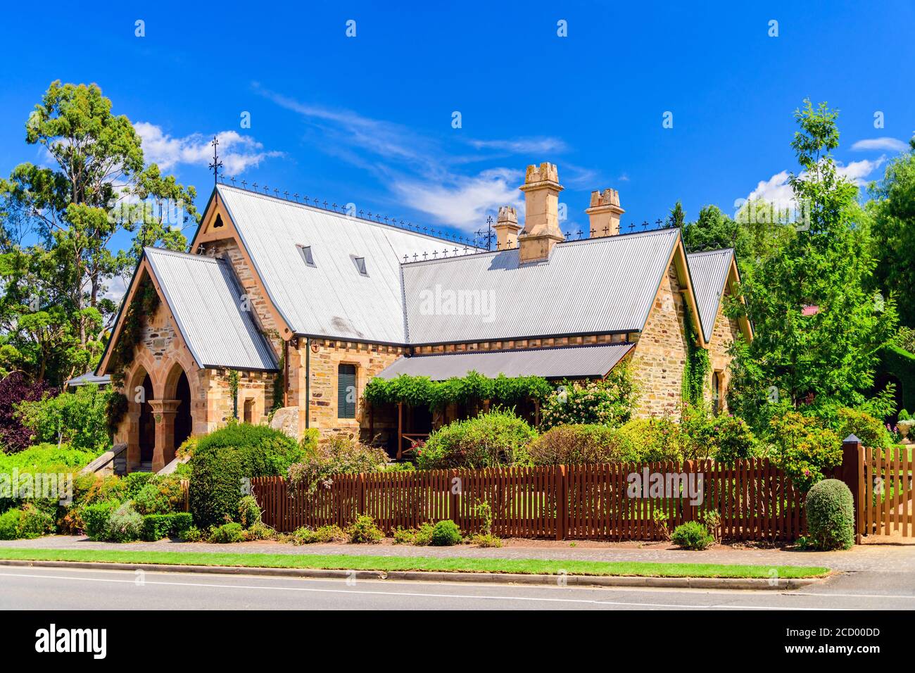 Adelaide Hills, South Australia - February 9, 2020: Former Police Station and Courthouse at Clarendon viewed from the street on a bright day Stock Photo