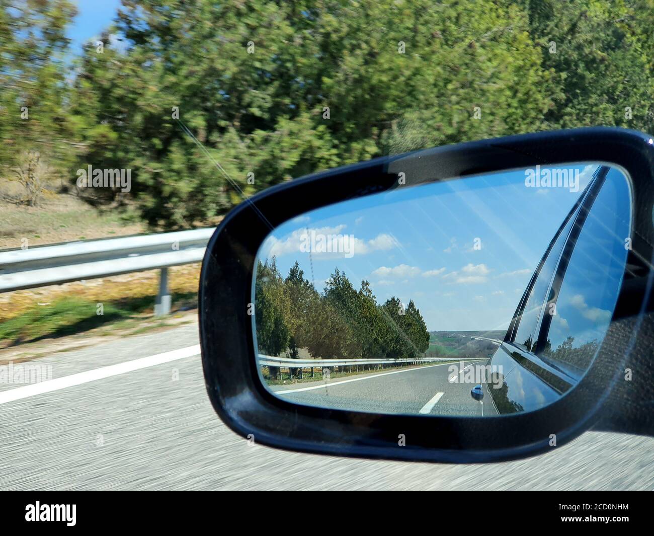 Auto rearview mirror rearview hires stock photography and images Alamy