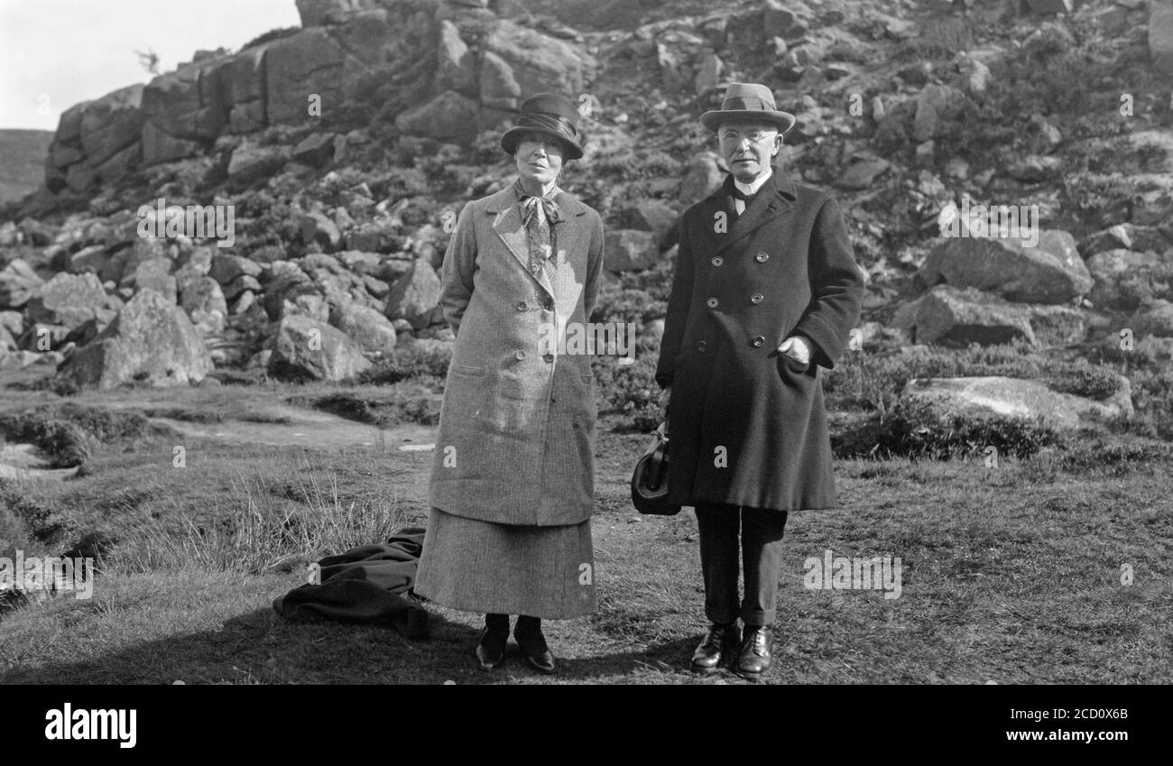 1920s couple hi-res stock photography and images - Alamy