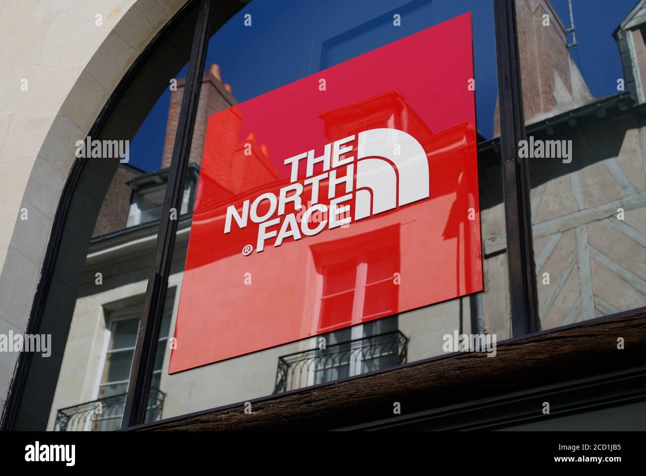 Bordeaux , Aquitaine / France - 08 20 2020 : The North Face store building  exterior with red text sign and logo Stock Photo - Alamy