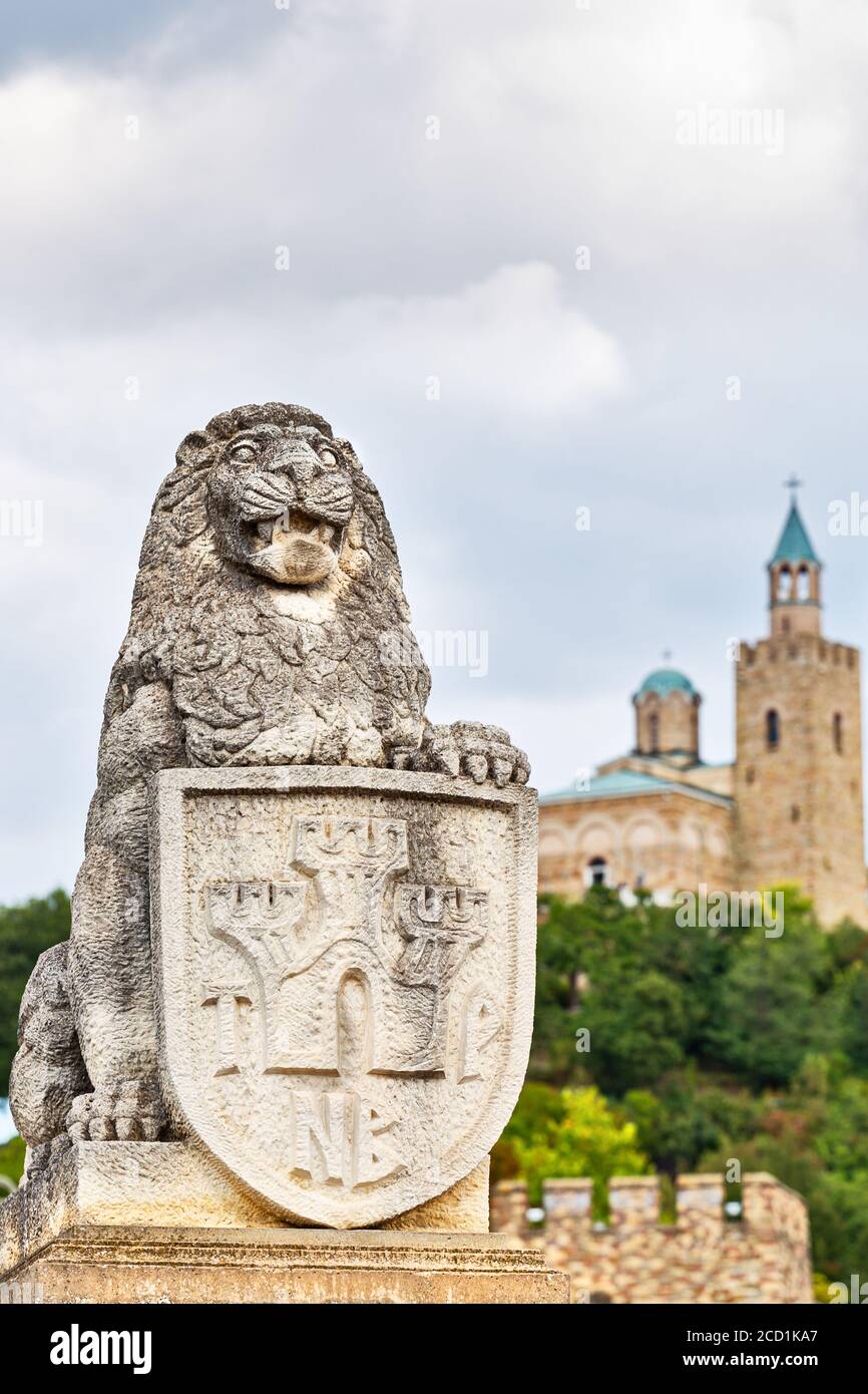 Lion statue at the old fortress of Veliko Tarnovo, touristic city in Bulgaria Stock Photo