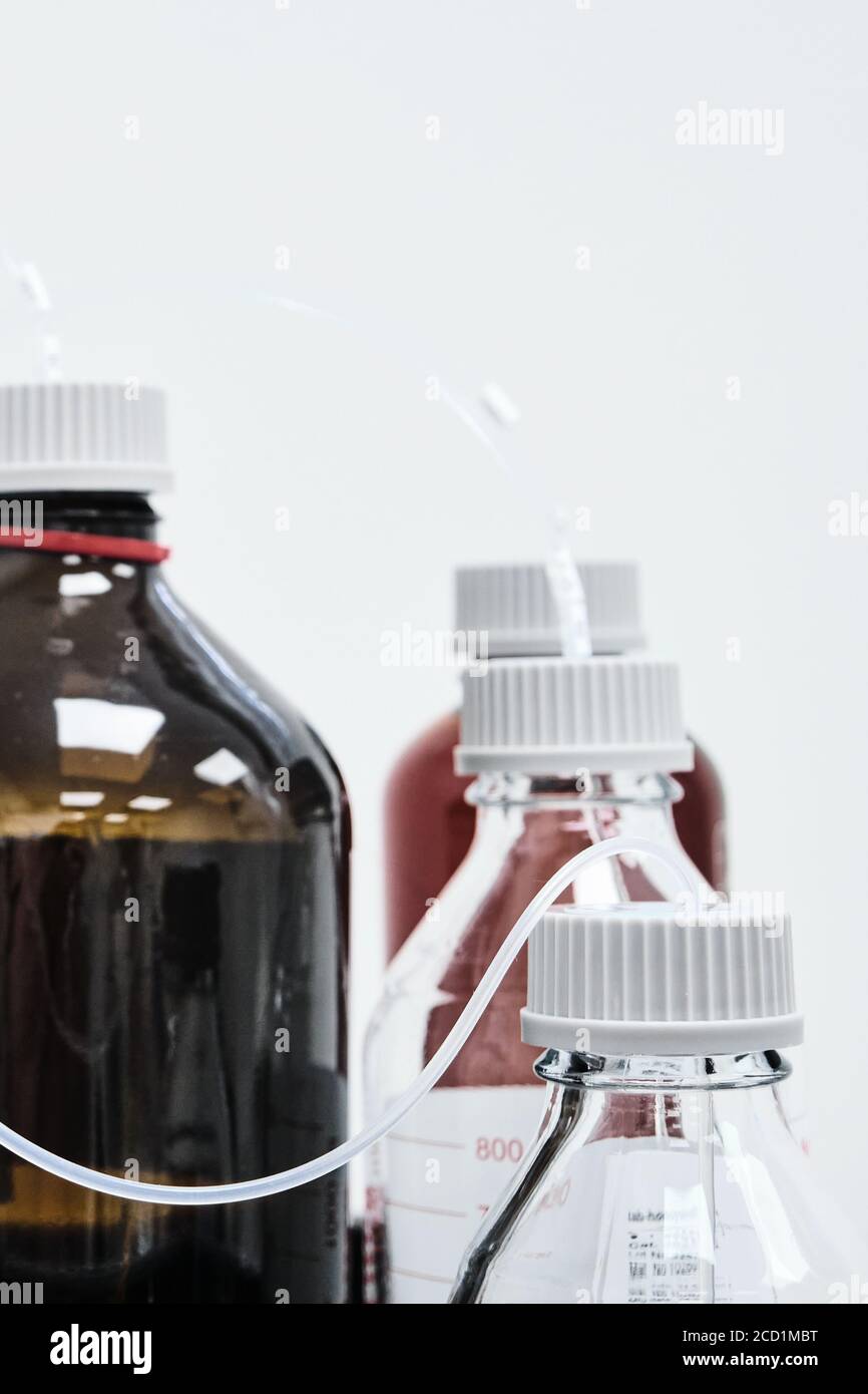 Mobile phase with different organic solvents for high performance