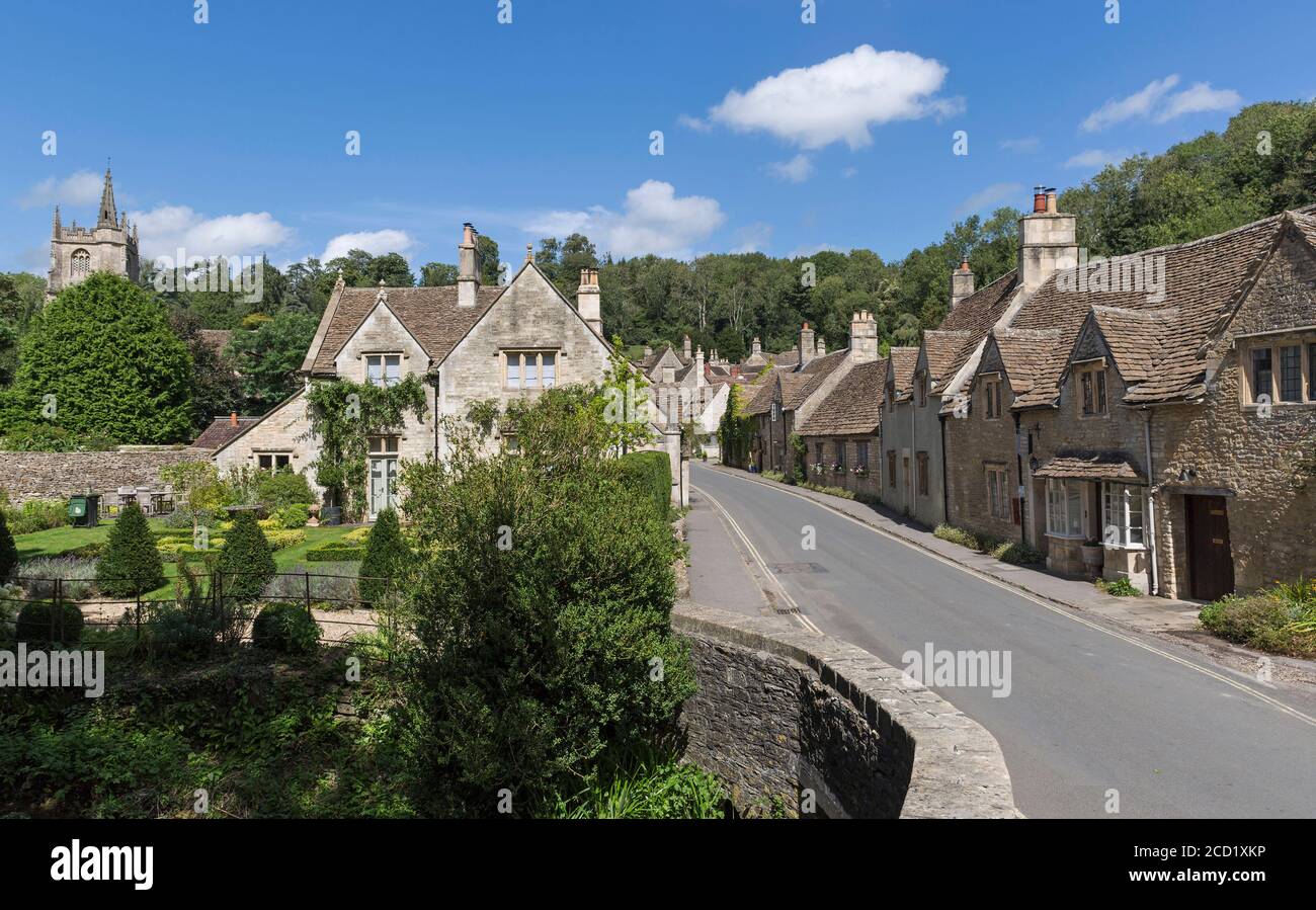 “Castle Combe” village street, Wiltshire, picturesque Cotswolds, England, UK Stock Photo