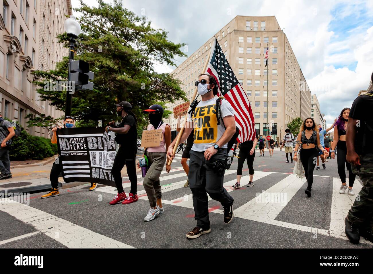 Defund the police protest hi-res stock photography and images - Alamy