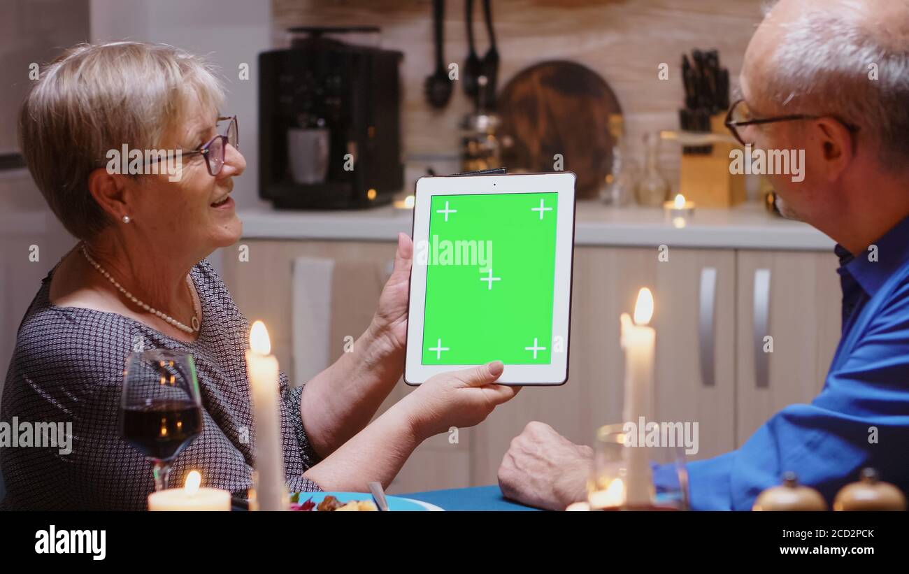 Chroma key tablet senior hi-res stock photography and images - Alamy