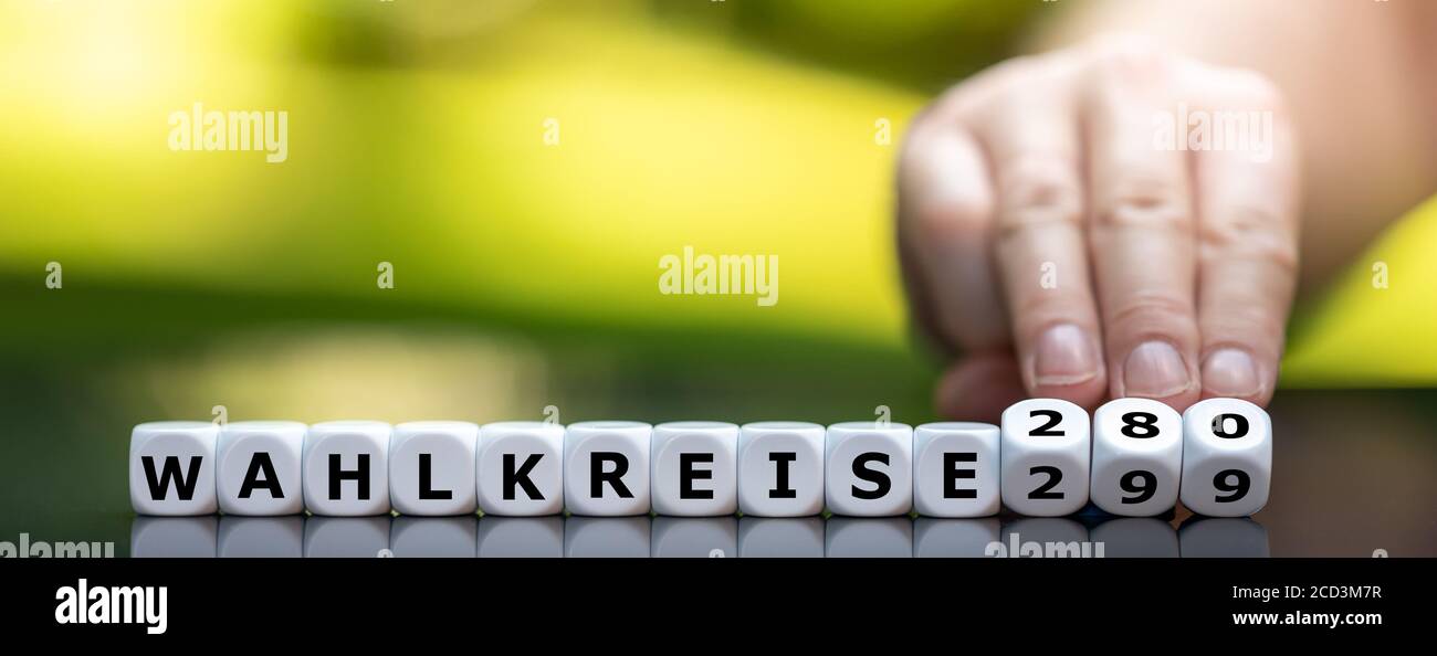 Symbol for the reduction of electoral districts in Germany from 299 to