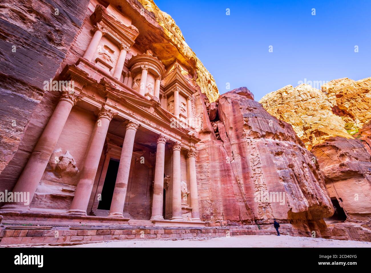 Wadi Musa, Jordan - Siq and the Treasury, Al Khazneh in the ancient Petra one of the new Seven Wonders of the World. Stock Photo