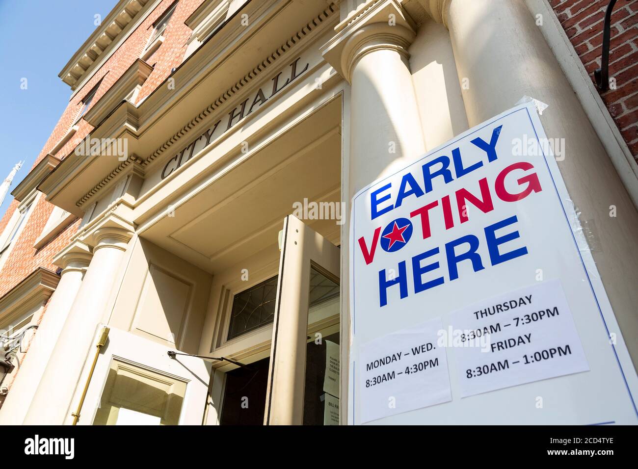 Aug. 25, 2020. Beverly, MA. Early voting at Beverly City Hall. © 2020
