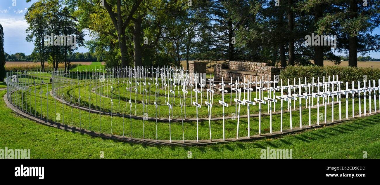 American Veterans Cross Memorial, Graceland Cemetery, Buffalo Center