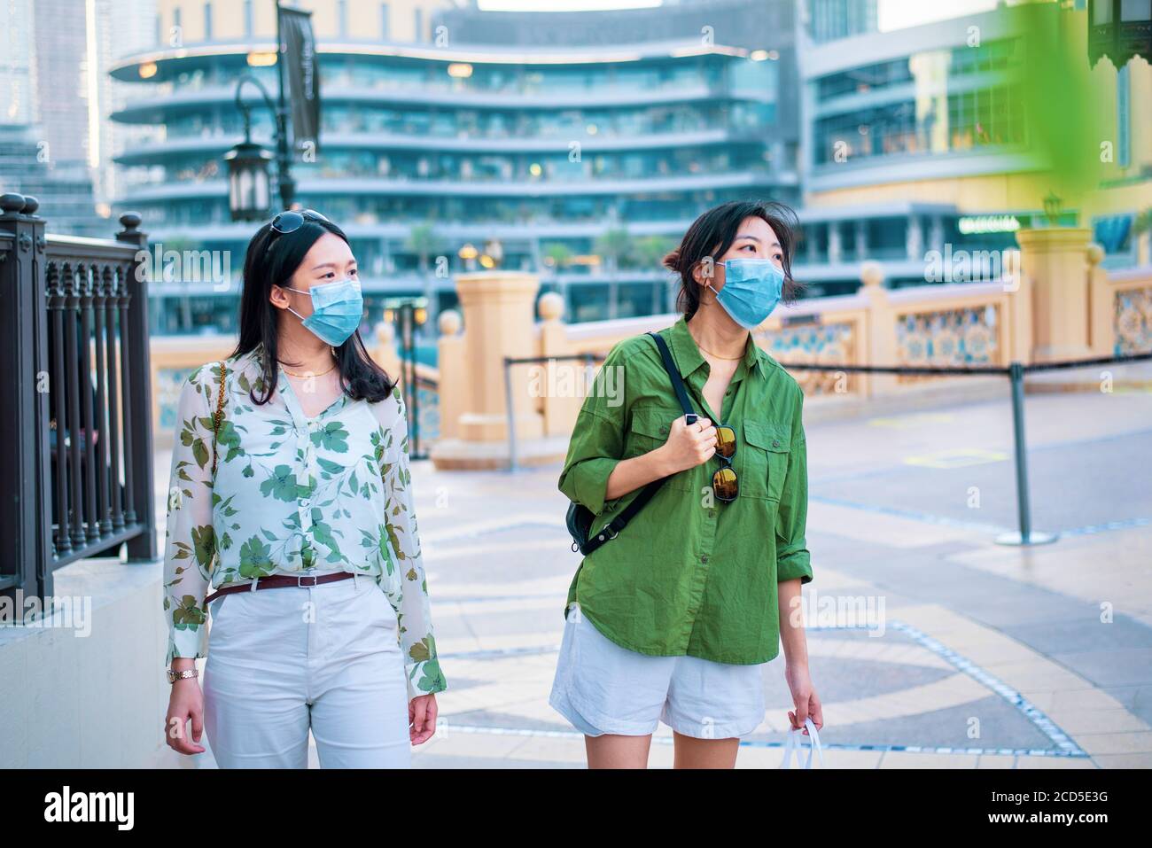 Shopping mall dubai people walking hires stock photography and images