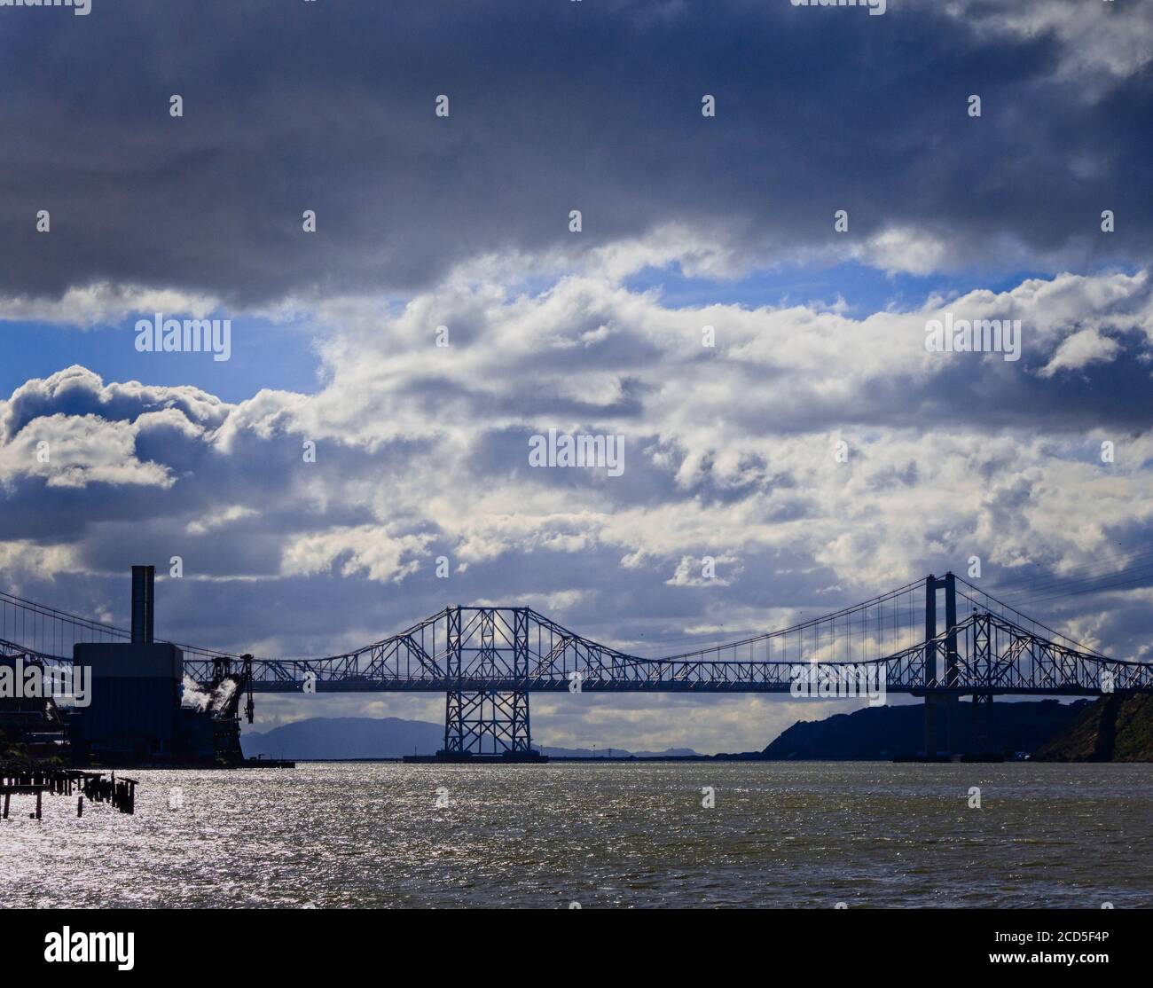 Side view of Carquinez Bridge, Vallejo, California, USA Stock Photo Alamy