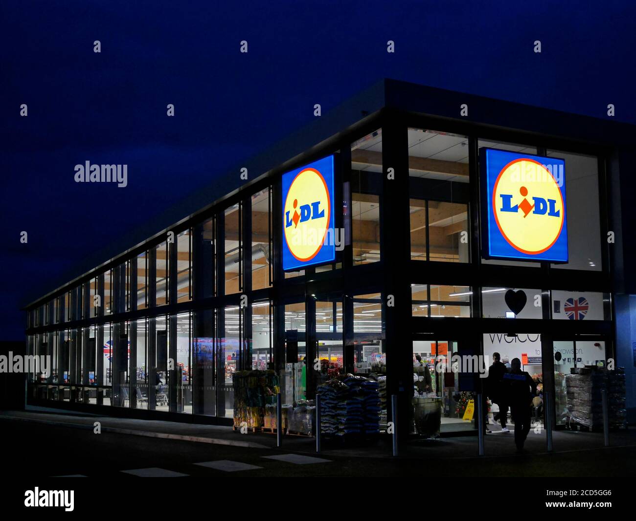 Lidl Superstore newly opened in 2018, at Night in the suburbs of Norwich, Norfolk, England, UK Stock Photo