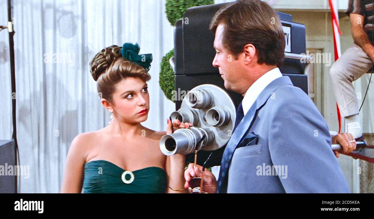 USA. Dinah Manoff and Edd Byrnes in a scene from the ©Paramount Pictures  movie: Grease (1978). Plot: Good girl Sandy Olsson and greaser Danny Zuko  fell in love over the summer. When, image size:1300x760