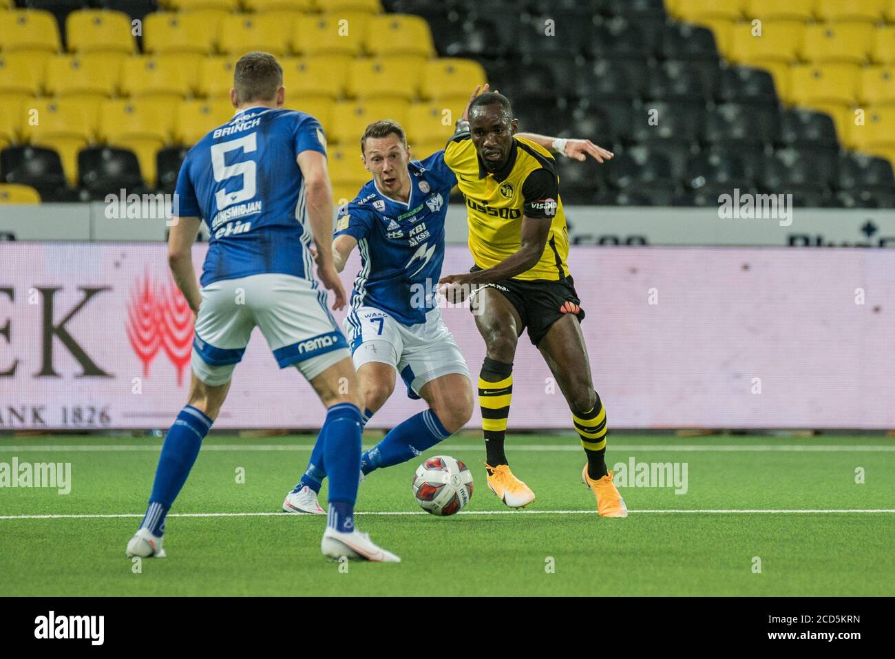 Arni Frederiksberg of KI Klaksvik scores the first goal during the News  Photo - Getty Images