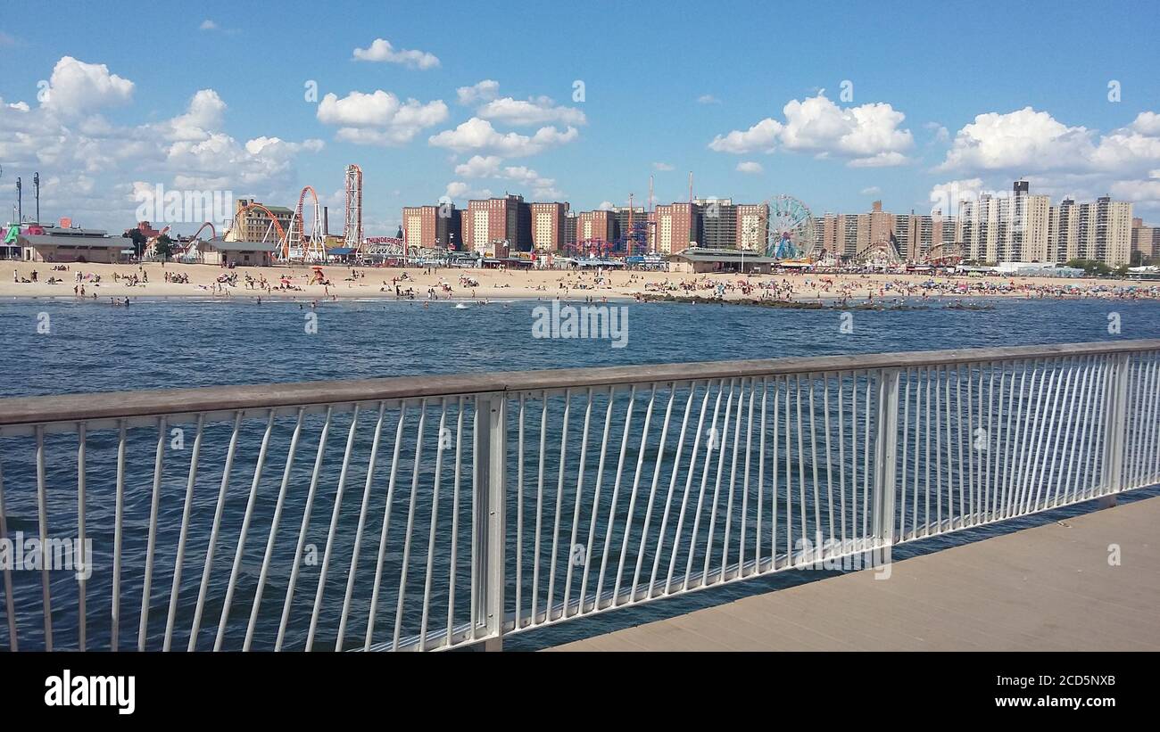 Coney island pier beach hi-res stock photography and images - Alamy