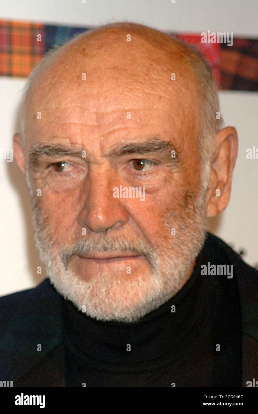 NEW YORK - APRIL 05:  Sean Connery Micheline Connery attends the 8th annual 'Dressed To Kilt' Charity Fashion Show at M2 Ultra Lounge on April 5, 2010 in New York City.  People:  Sean Connery Micheline Connery Stock Photo