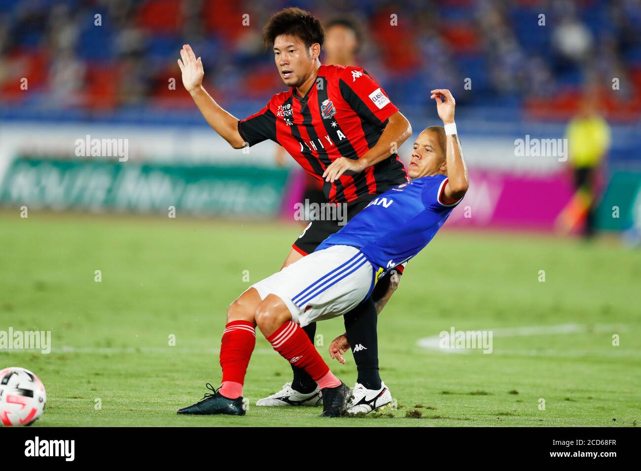 Kanagawa Japan 26th Aug L To R Kazuki Fukai Consadole Marcos Junior F Marinos Football Soccer J1 League Match Between Yokohama F Marinos 4 1 Hokkaido Consadole Sapporo At Nissan Stadium Kanagawa Japan 26th Aug L To R Kazuki Fukai Consadole Marcos Junior F Marinos Football Soccer J1 League Match Between Yokohama F Marinos 4 1 Hokkaido Consadole Sapporo At Nissan Stadium