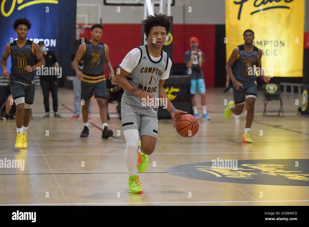 Corona, United States. 22nd Aug, 2020. Compton Magic point guard Mikey  Williams of San Ysidro during a Compton Magic tournament at The Draft  Sports Complex, Saturday, Aug. 22, 2020, in Corona, Calif. (