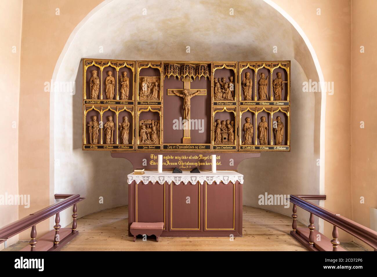 Altar der Kirche von Lindelse, Insel Langeland, Dänemark, Europa |   Lindelse church Altar,  Langeland island, Denmark, Europe Stock Photo