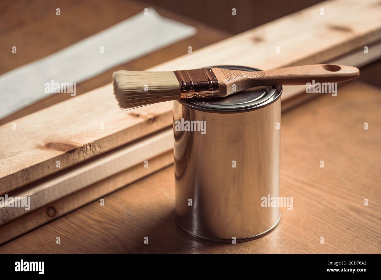 Gallon paint cans hi-res stock photography and images - Alamy