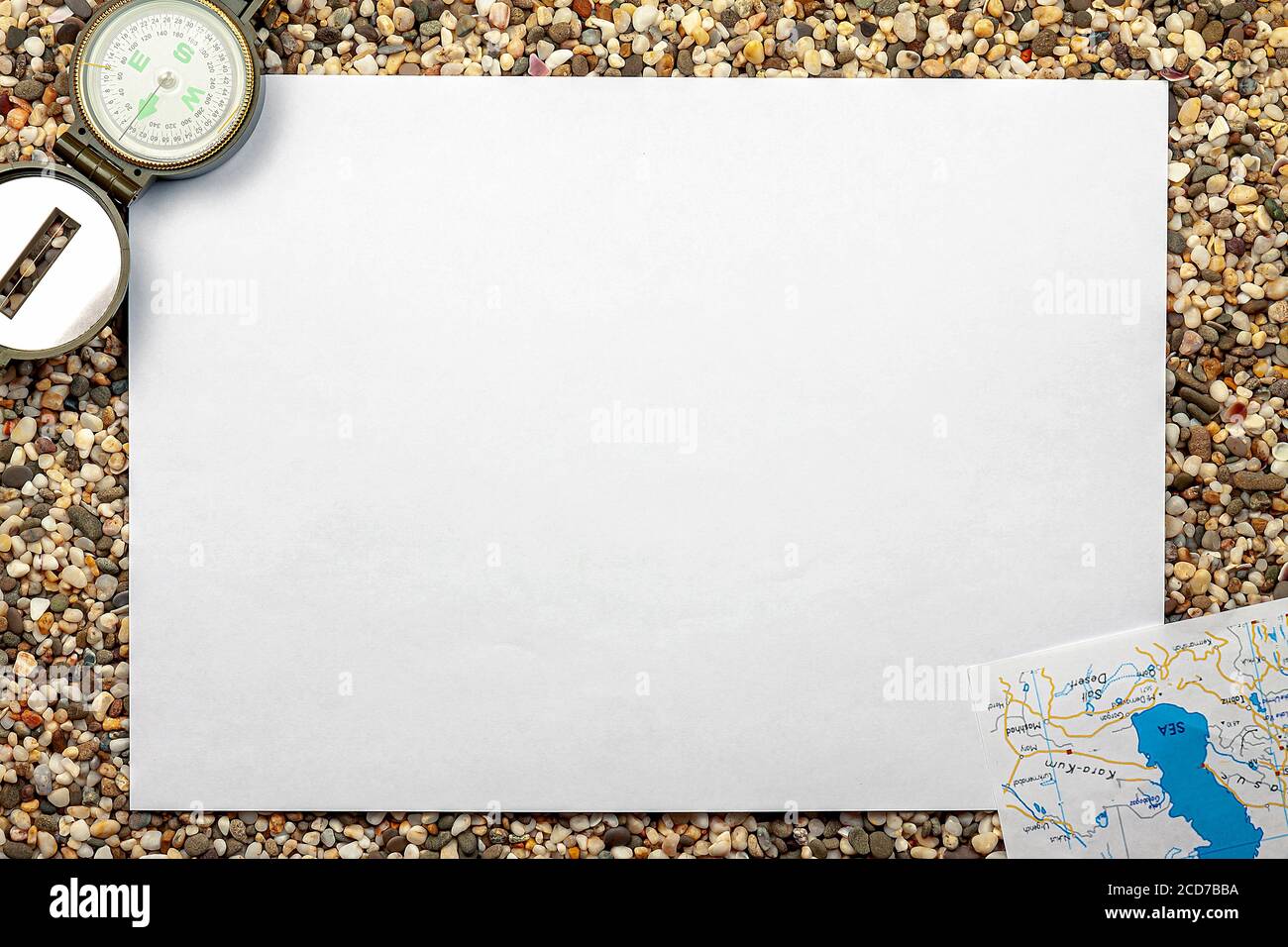 Compass rose mosaic hi-res stock photography and images - Alamy