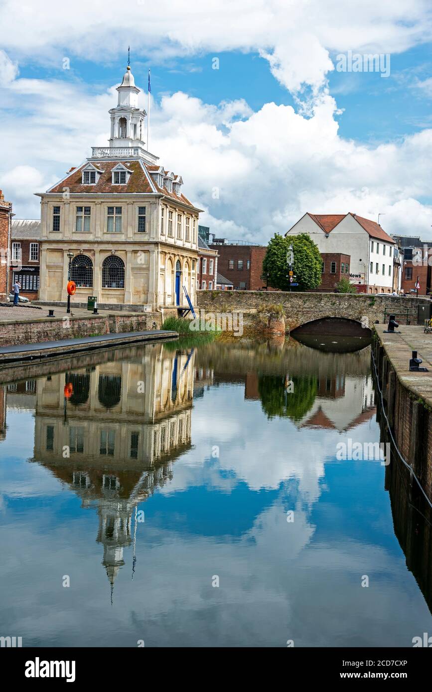 The Pur Fleet and the Customs House (with clock tower) in the historical quarter of King's Lynn, Norfolk, Britain Stock Photo