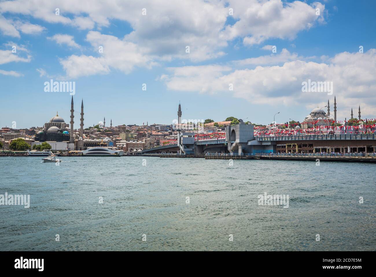 The old town of Istanbul showing the Golden Horn Bridge (Halic koprusu), The Yeni Mosque, Spice (Egyptian) Bazaar, The Beyazit Tower, the Suleymaniye Stock Photo
