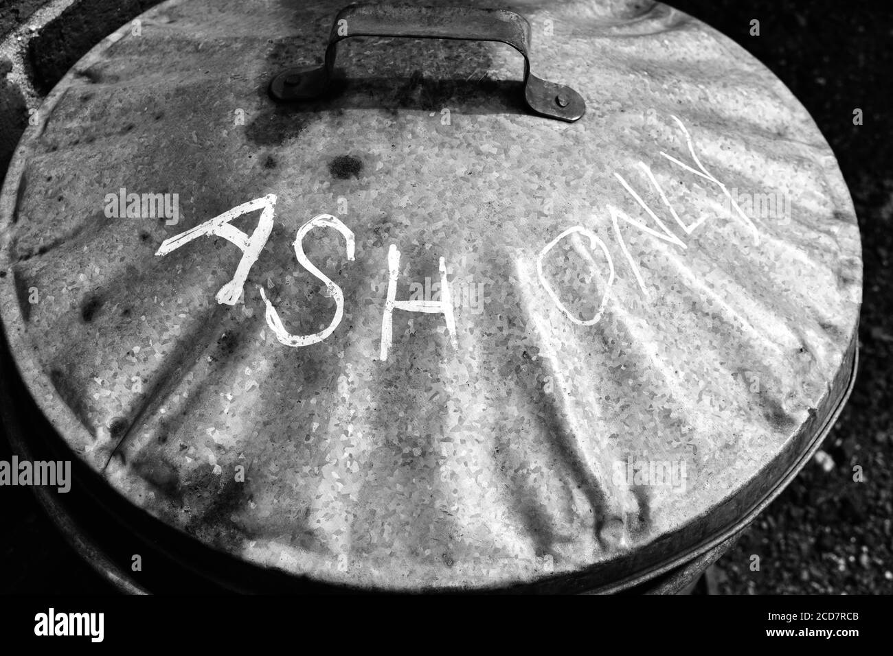 Dustbin Black And White Stock Photos Images Alamy