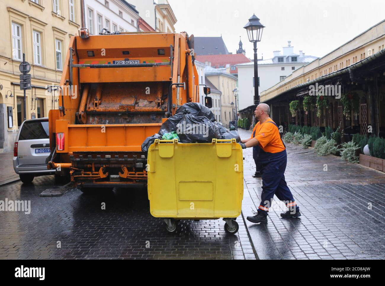 Rubbish disposal truck hires stock photography and images Alamy
