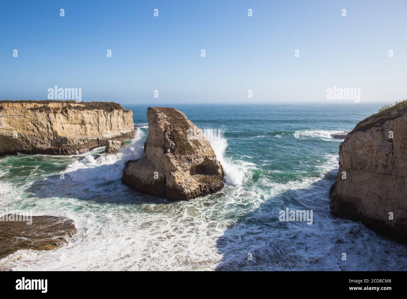 Shark Fin Rocks Shark fin waves hi-res stock photography and images - Alamy
