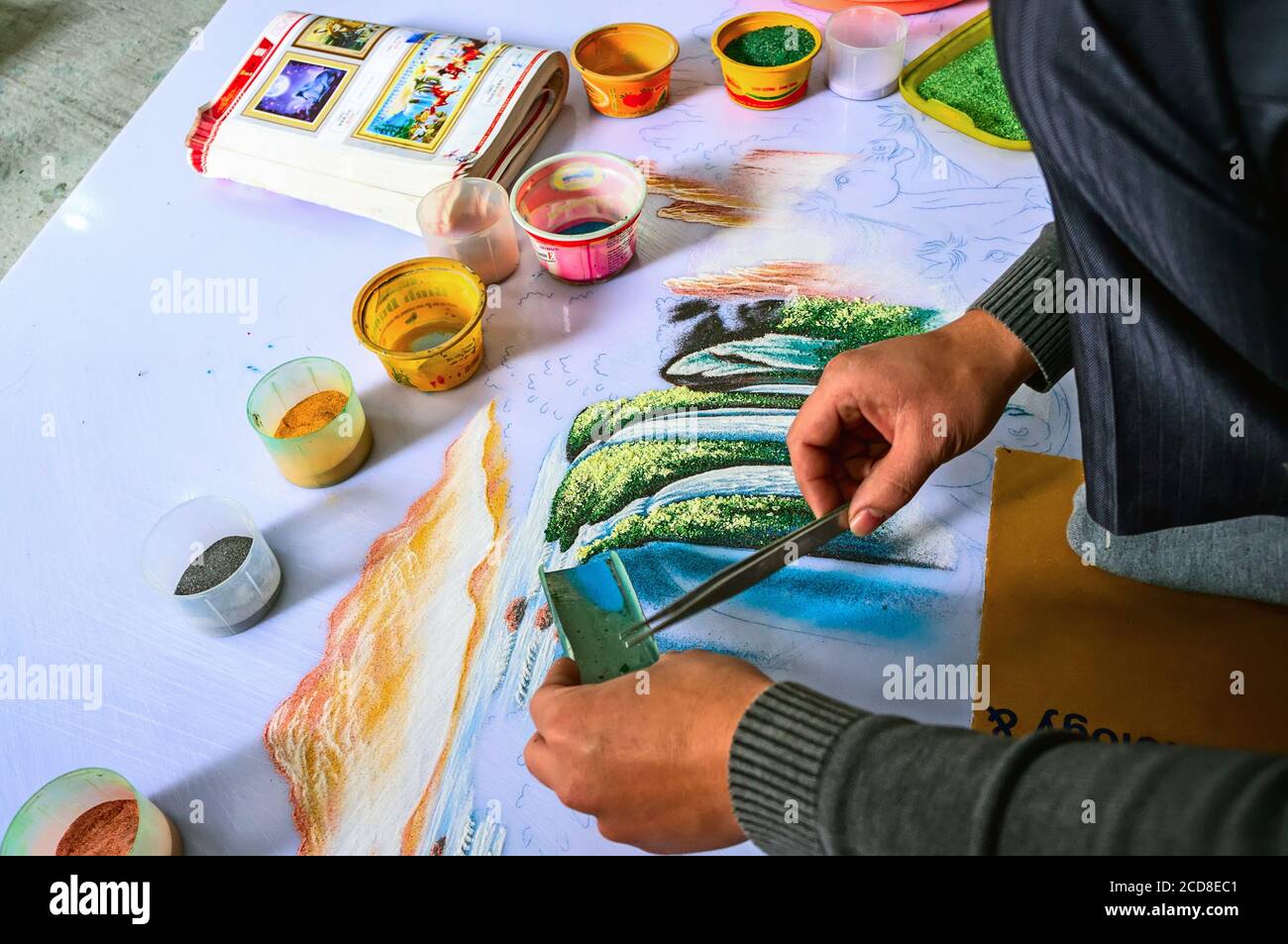 Gemstone painting artist, Luc Yen high mountain, Yen Bai province