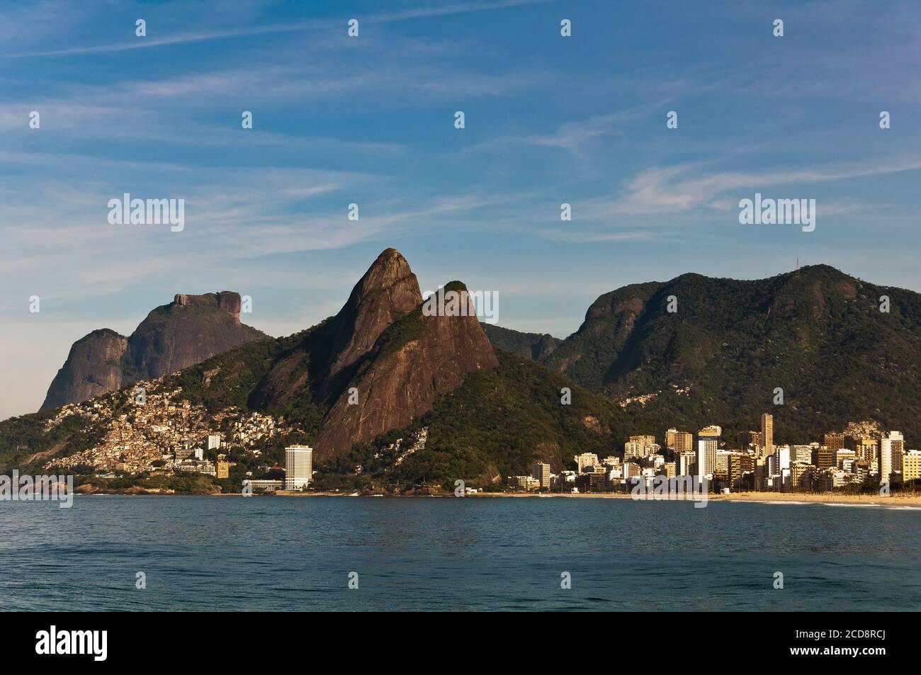 Rio de janeiro mountains hi-res stock photography and images - Alamy