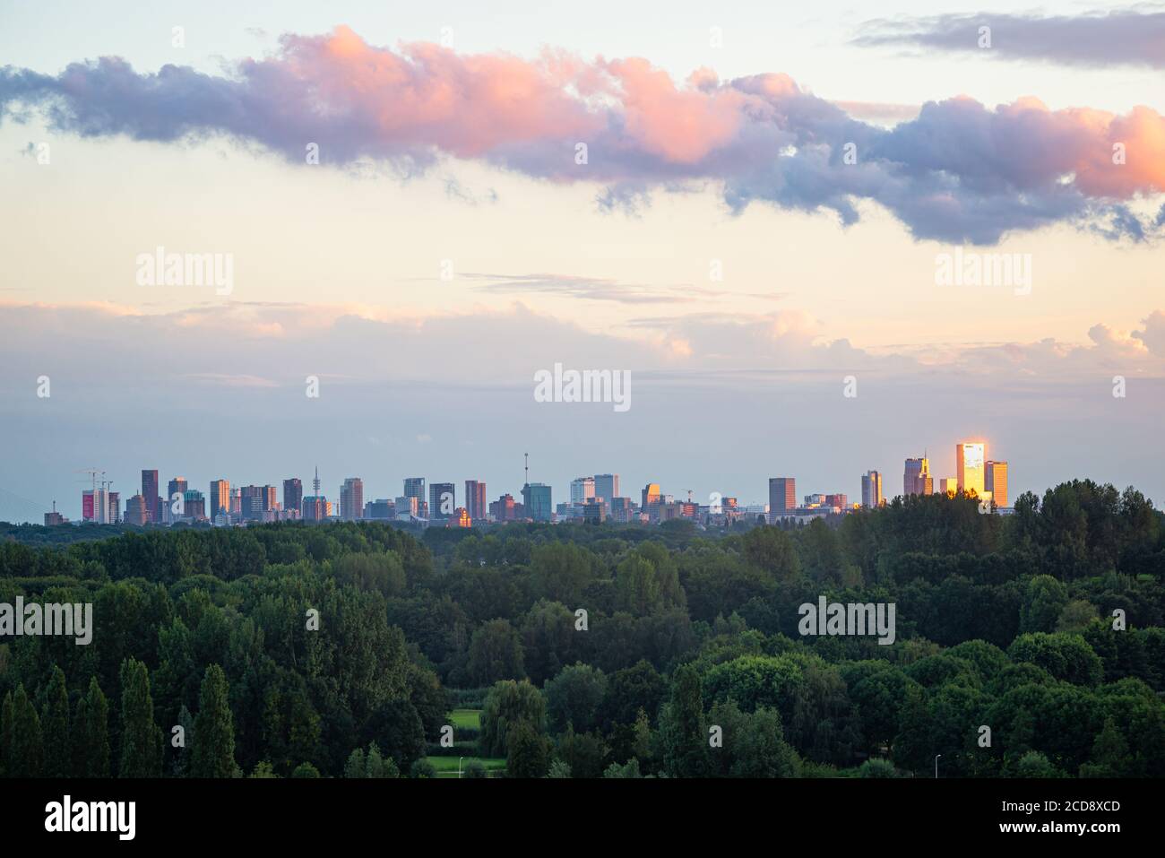 Panoramic skyline skyscrapers rotterdam hi-res stock photography and ...