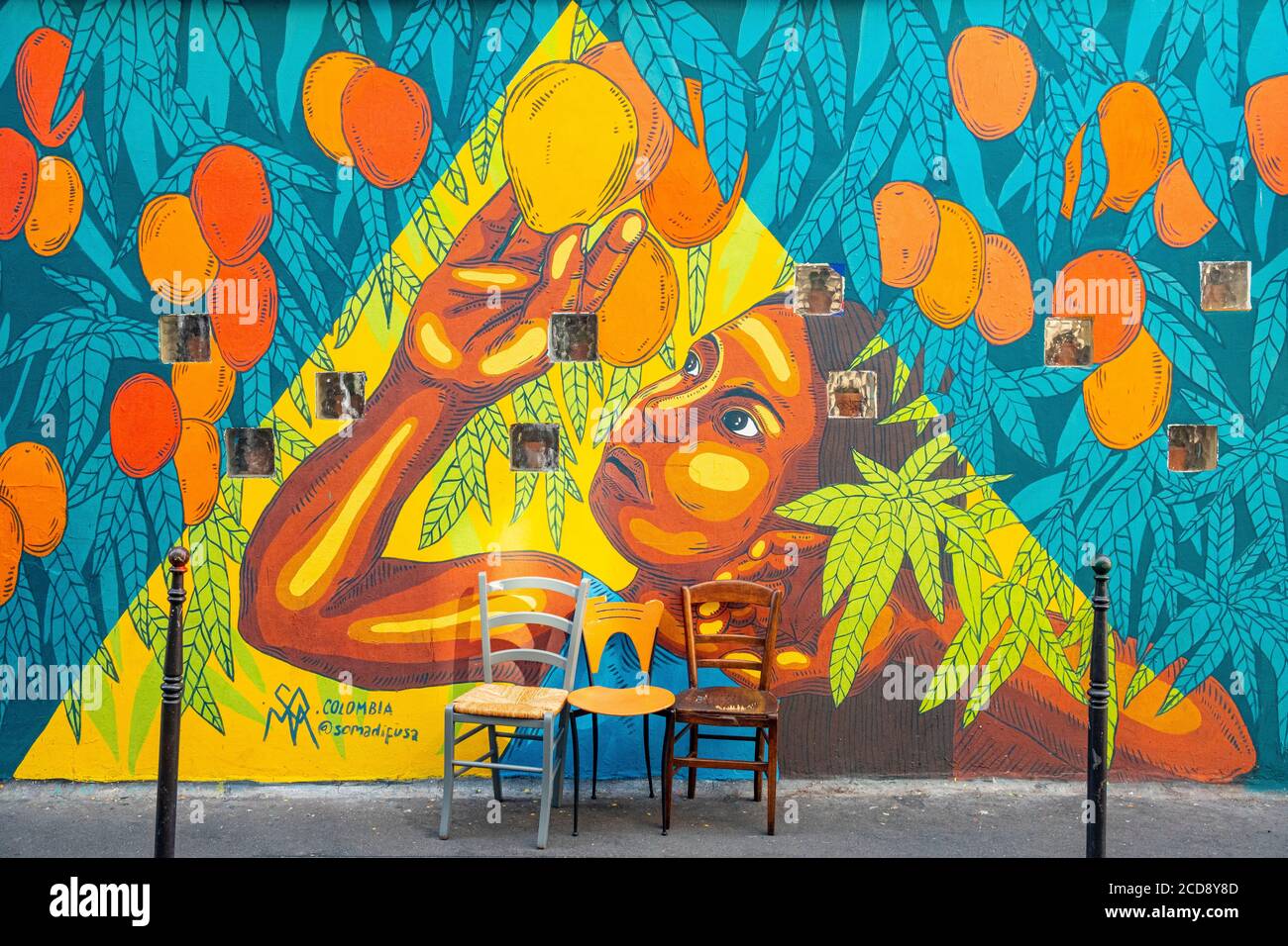 Street art rue des cascades hires stock photography and images Alamy