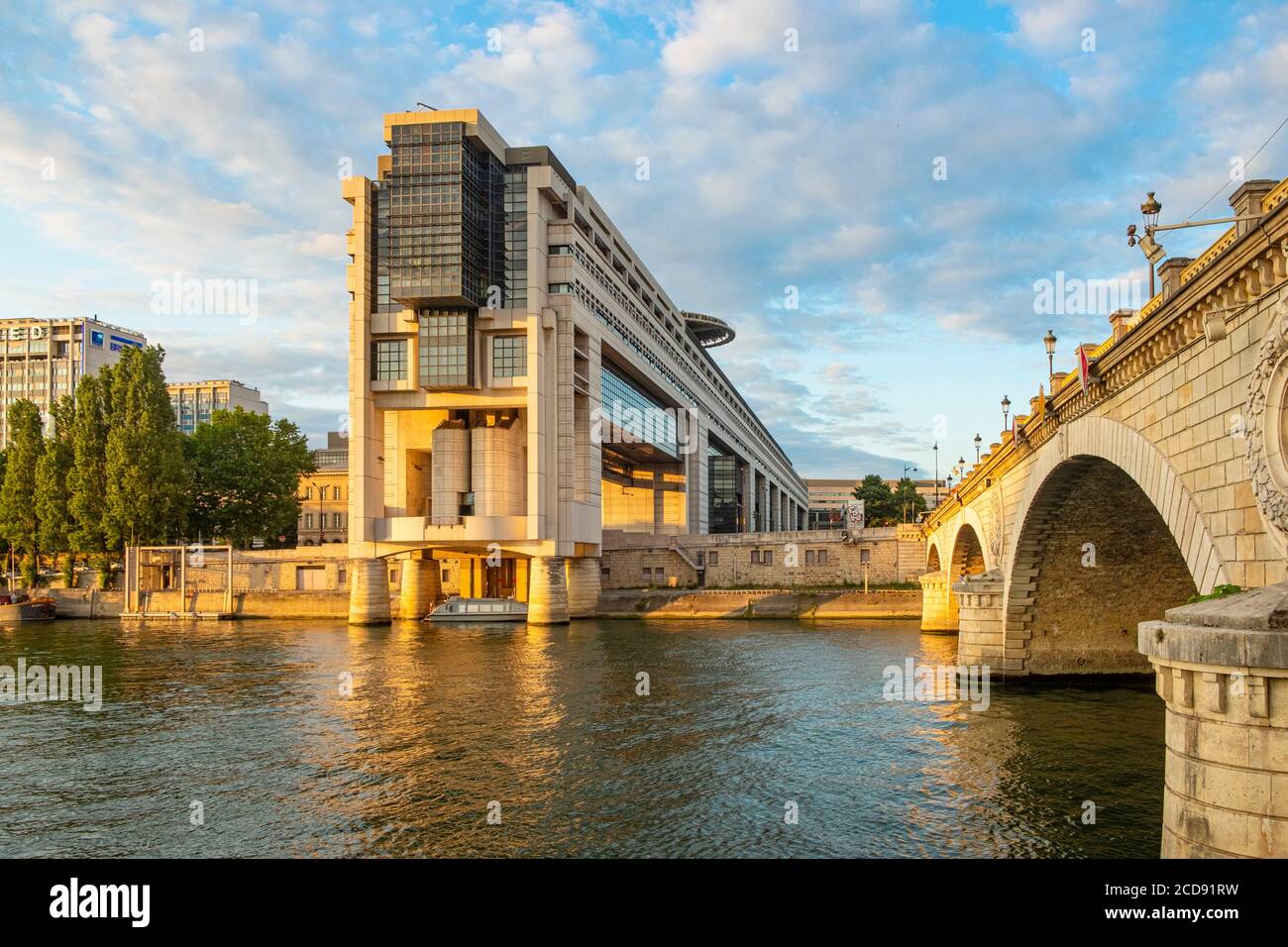 France, Paris, the banks of the Seine, the Ministry of Economy and Finance Stock Photo