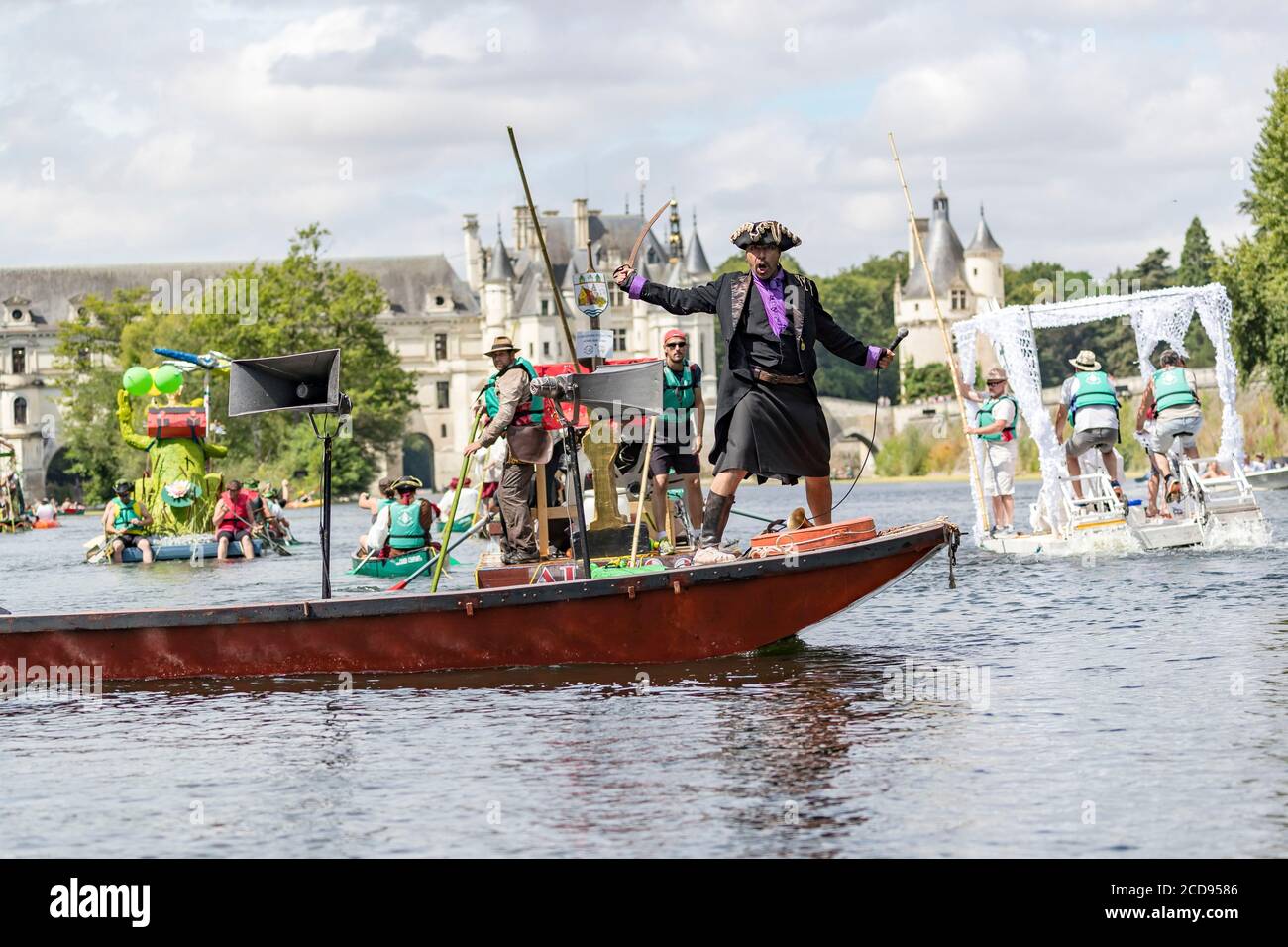France, Indre et Loire, Cher valley, Jour de Cher, Chenonceaux, river parade, popular event imagined by the Blere - Val de Cher community of communes to highlight the Cher valley and its river heritage Stock Photo