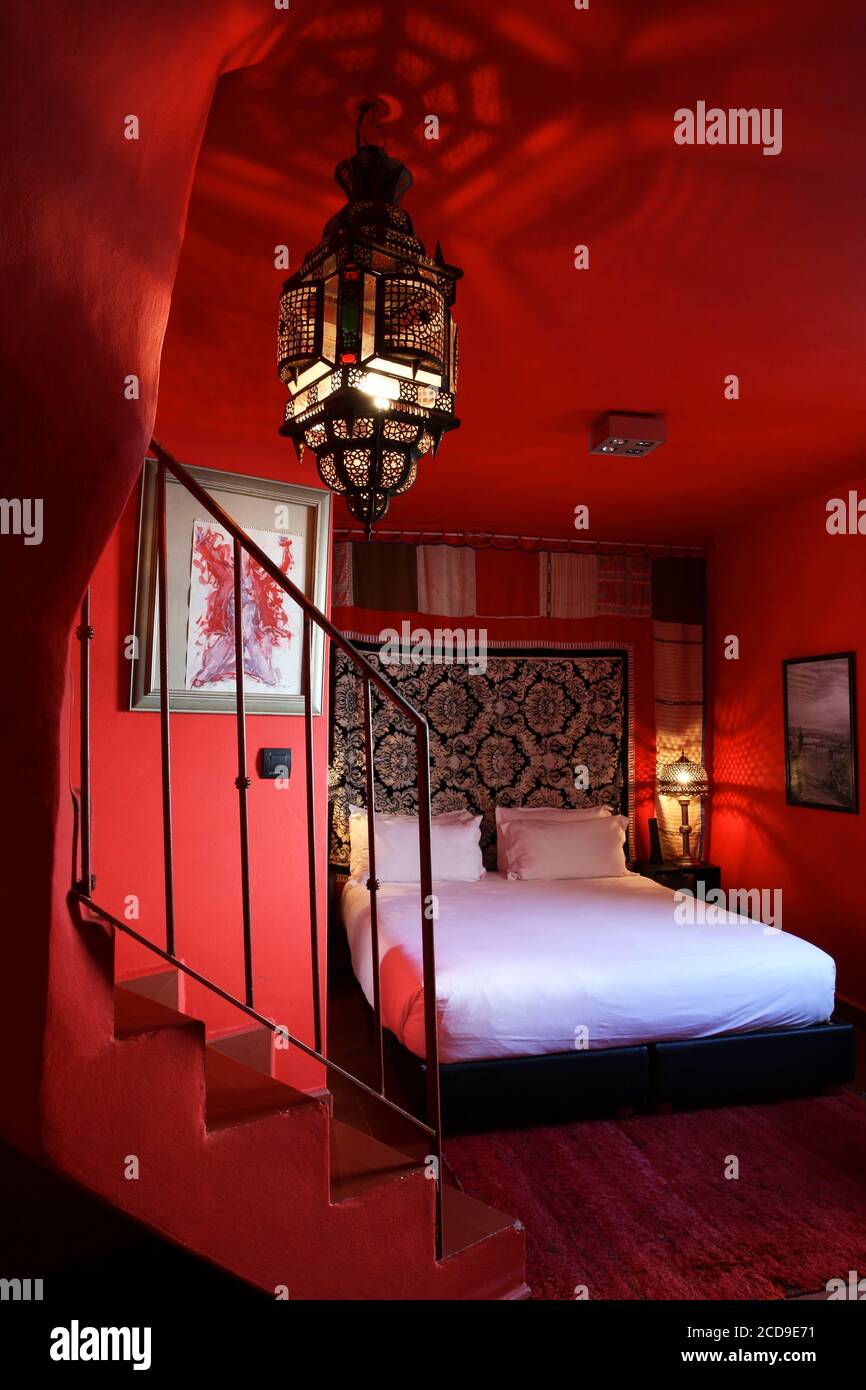 Morocco, Tangier Tetouan region, Tangier, Dar Nour hotel, red room of Dar Nour guest house Stock Photo