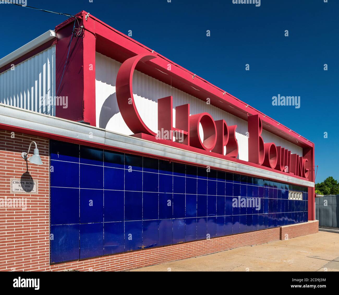 Bowling alley building structure hires stock photography and images