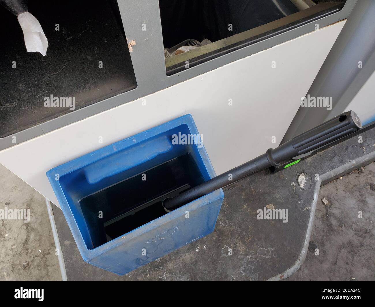 Windshields hires stock photography and images Alamy